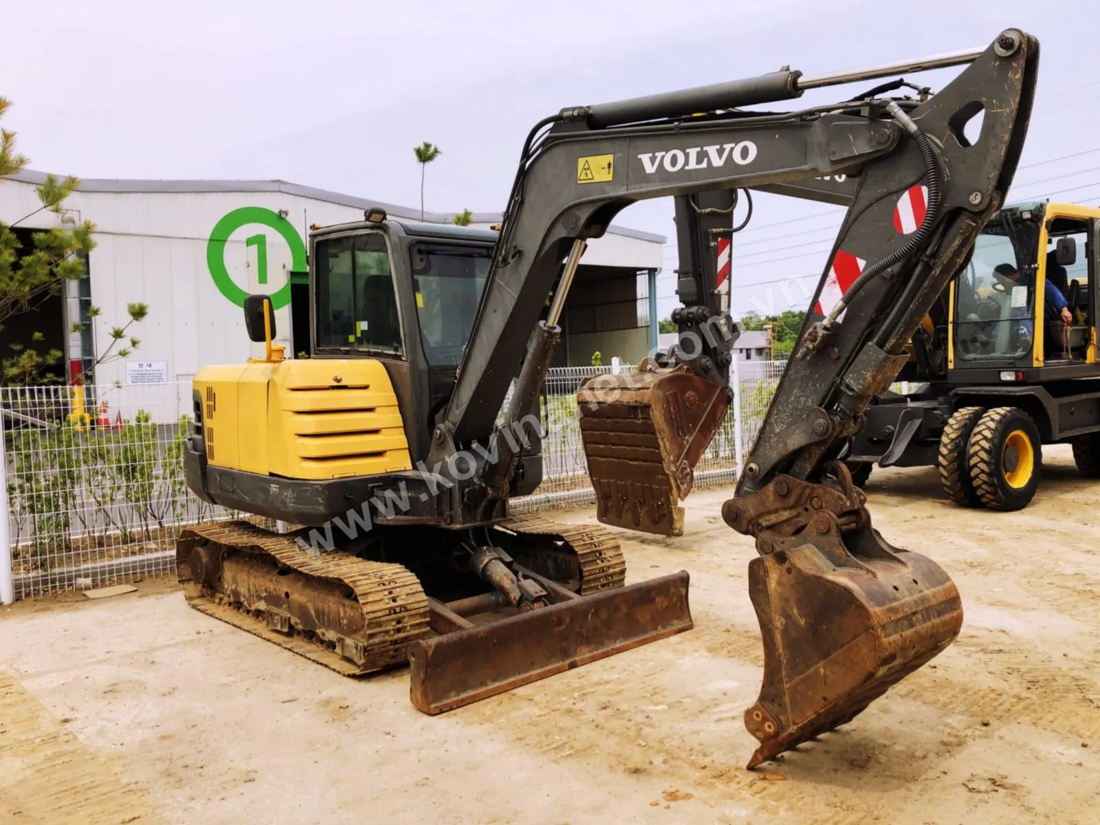 VOLVO EC55C