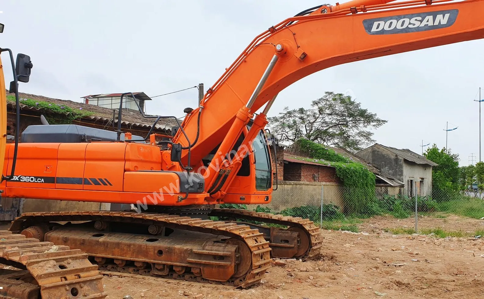 DOOSAN DX360LCA