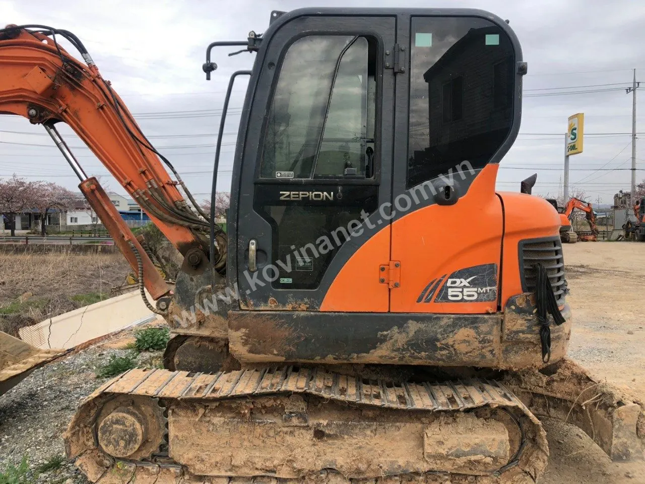 DOOSAN DX55MT