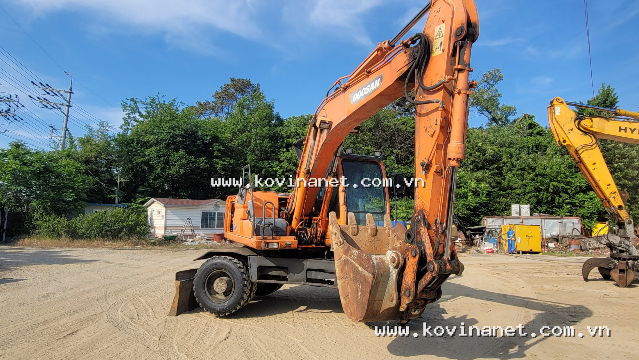 DOOSAN DX140W ACE