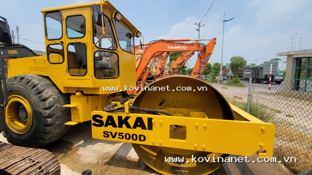 SAKAI SV500